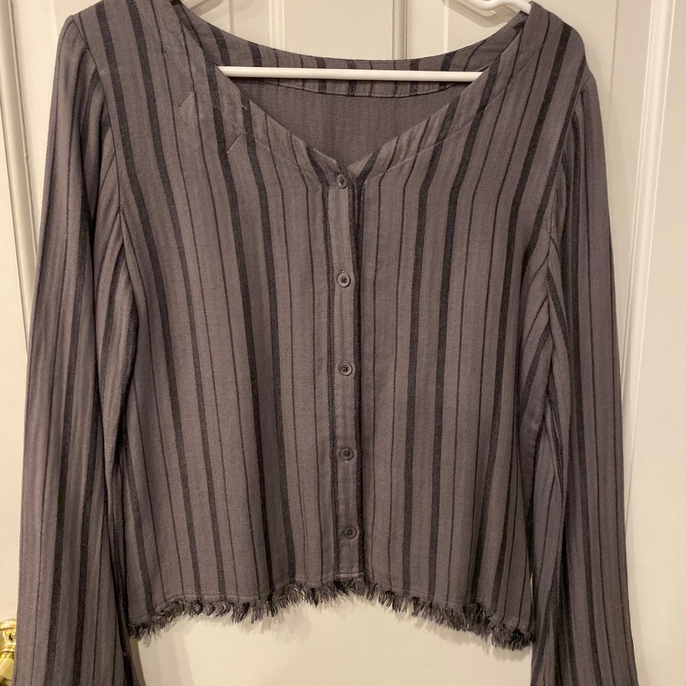 Cloth & Stone Top - Picture 3 of 6